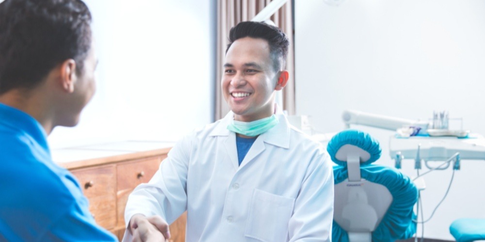 5-tips-to-consider-when-hiring-an-associate-dentist