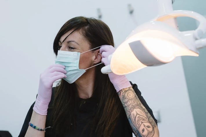 Tattoos and piercings in dental workplace