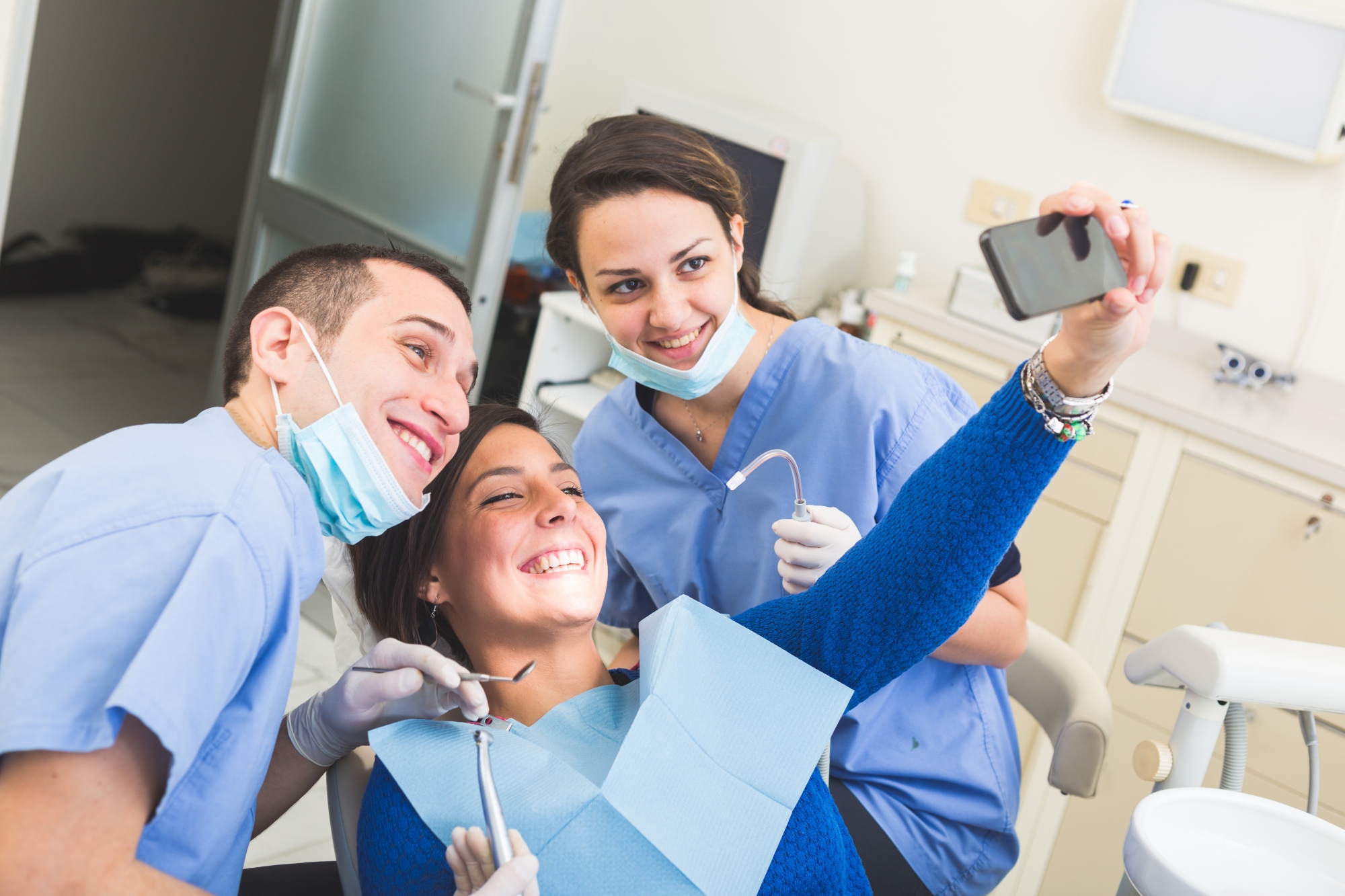 Types of Emails to make dental patients happy.